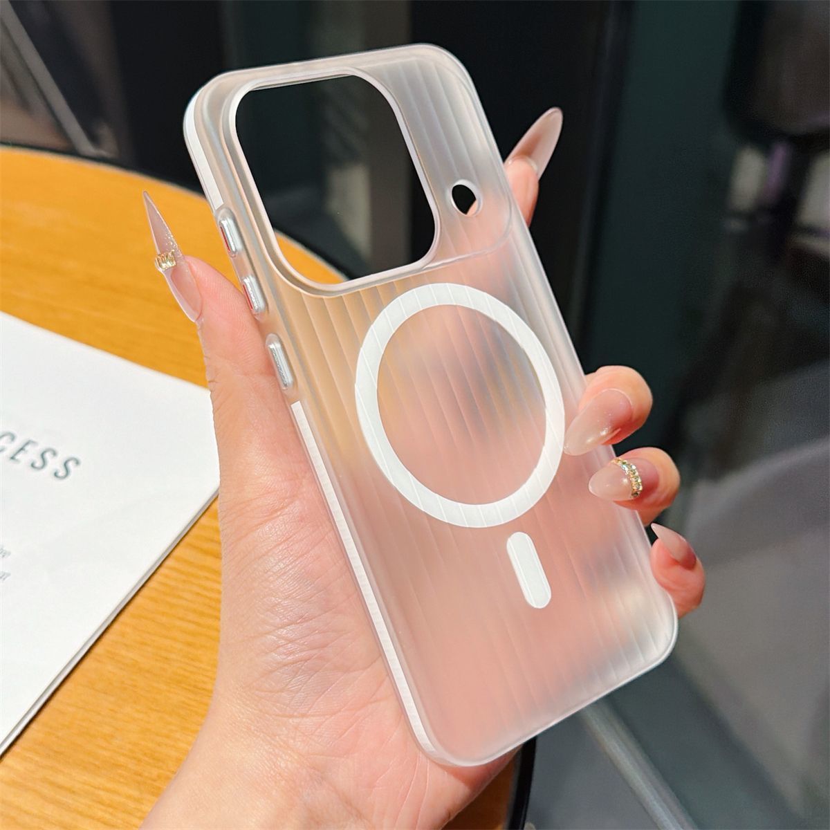 Luksusowe etui magnetyczne z k – Oppo Find X8 recenzja i cena