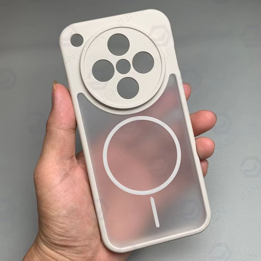 Etui z matową powłoką i magnet – Oppo Find X8 recenzja i cena